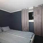 شقة Fully-furnished In *